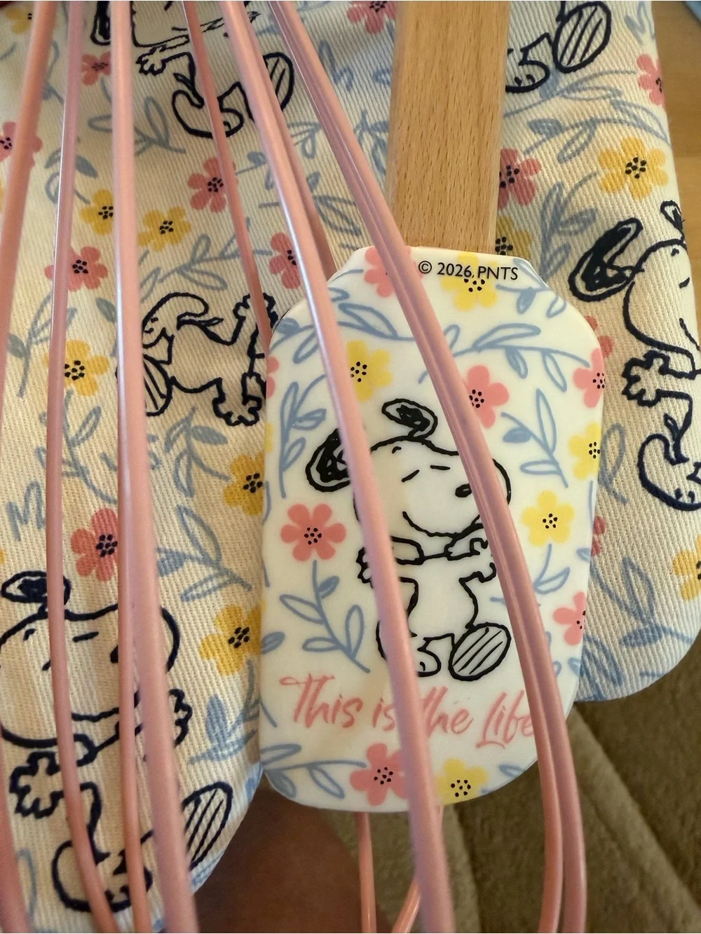 Peanuts 3 piece Kitchen set  Pink Floral Oven Mitt, Spatula & Whisk Set